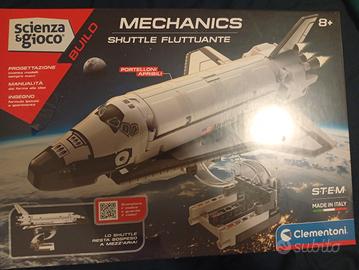 Mechanics Shuttle fluttuante