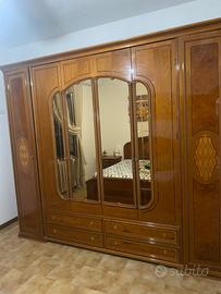 Armadio classico 6 ante con specchi e cassetti