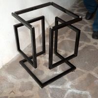 Tavolo in ferro e vetro