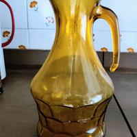 Brocca in vetro ambrato