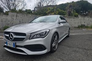 Mercedes Benz CLA Shooting brake 200 d Premium