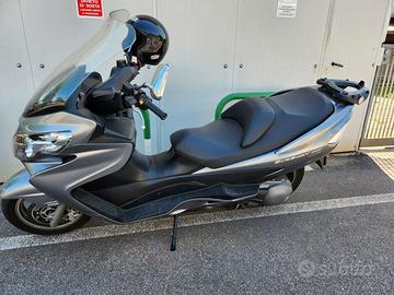 Suzuki Burgman 400