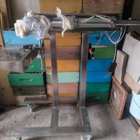Invasettatrice semiautomatica