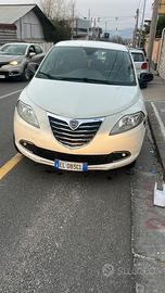 LANCIA YPSILON METANO