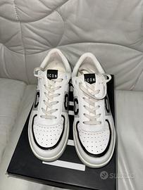 Sneakers icon