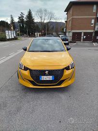 AutoPeugeot 208 gt, come nuova