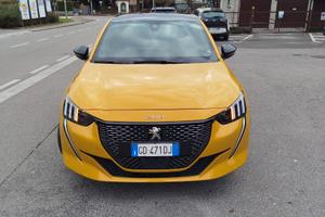 AutoPeugeot 208 gt, come nuova