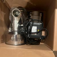 Attrzzatura per fare la conserva di pomodoro