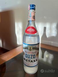 Vintage di Ouzo Metaxa