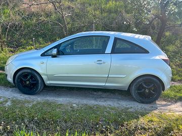 Opel Corsa D 1.2 benzina 2007