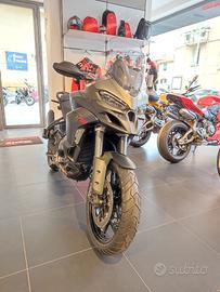 Ducati Multistrada V2 S Storm Green anno 2026