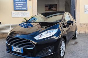 Ford Fiesta 1.5 TDCi 75CV 5 porte Titanium