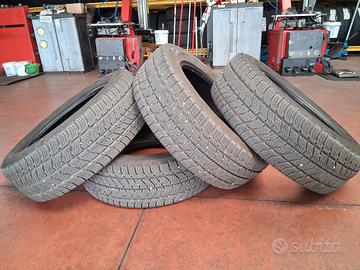Pneumatici invernali 215/60 R 17 C