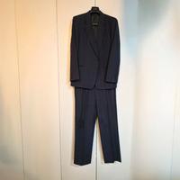 Elegante abito classico da uomo in pura lana vergi