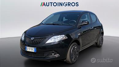 LANCIA Ypsilon 1.0 firefly hybrid Silver s&s 70cv