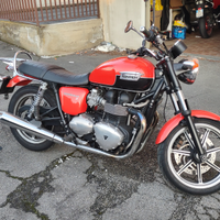 Triumph Bonneville SE 2012