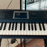 Tastiiera  Korg Triton extream