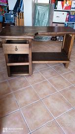 Mobile computer scrivania vintage