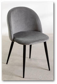 SEDIA DESY IN VELLUTO CON TELAIO NERO