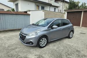 Peugeot 208 1.2 benzina 