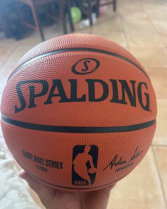 PALLONE SPALDING NBA AUTOGRAFATO DA KOBE BRYANT