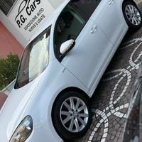 Volkswagen Golf 1.6 TDI DPF 5p. Highline