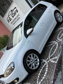 Volkswagen Golf 1.6 TDI DPF 5p. Highline