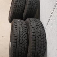 Gomme auto