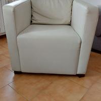 Poltroncina in pelle