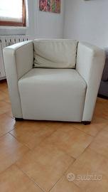 Poltroncina in pelle