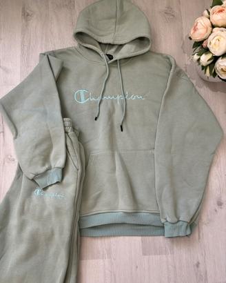 Tuta Champion donna – Taglia M – Nuova