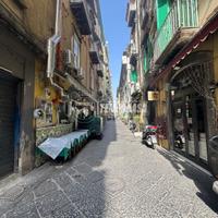 Centro Napoli - Appartamento di 100 mq con terrazz