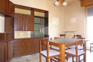 2 LOCALI A STRADELLA