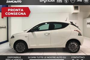 Lancia Ypsilon 1.0 FireFly 70cv Hybrid Gold MY23