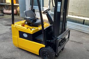 Carrello elevatore  elettrico yale 1600kg
