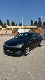 Opel astra gtc
