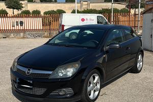 Opel astra gtc