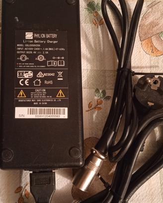 caricabatterie per batteria a litio 