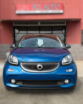 Smart ForFour 2019 1.0B *MAN* *UNIPRO*