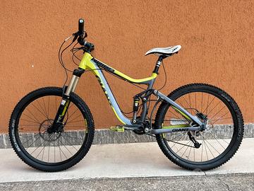 MTB enduro Giant reign