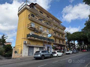 4 LOCALI A CERCOLA