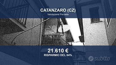 Immobile in asta di 125 m² con più di 5 locali a C