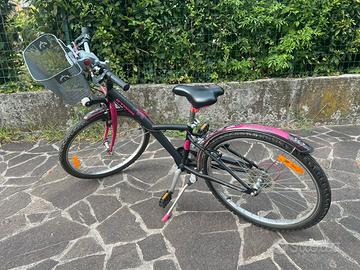 Bicicletta per ragazza B-twin 24”