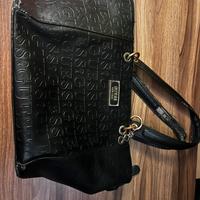 Borsa Guess est 1981