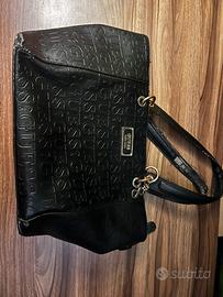 Borsa Guess est 1981
