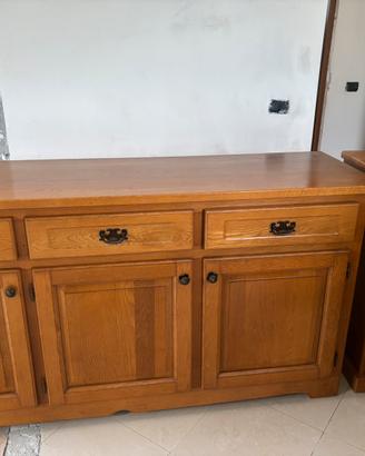 Credenza e cassettiera