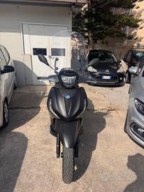 Piaggio Beverly 400