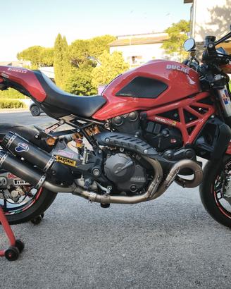 Ducati Monster 821