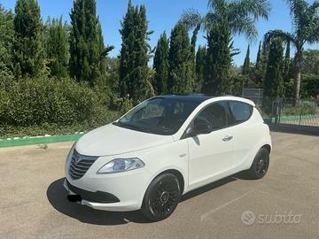 LANCIA YPSILON 1.2 BENZINA VERSIONE BI COLOR-2017