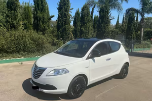 LANCIA YPSILON 1.2 BENZINA VERSIONE BI COLOR-2017